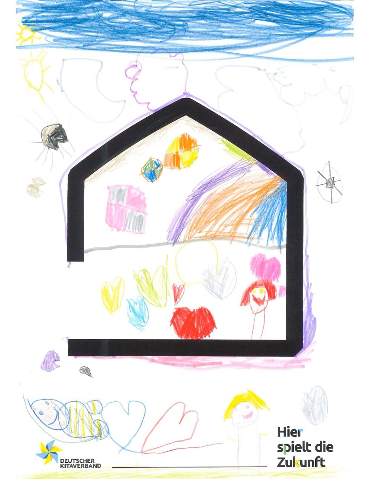Haus mit bunten Kinderzeichnungen, symbolisiert kindgerechte Betreuung.
