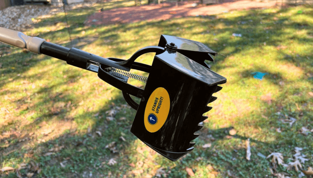best-pooper-scooper-for-wet-poop
