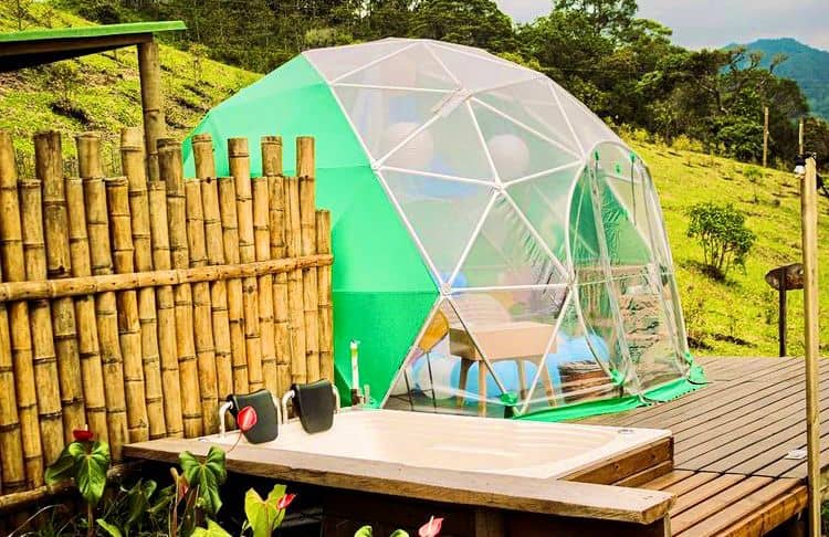 Glamping Jacuzzi