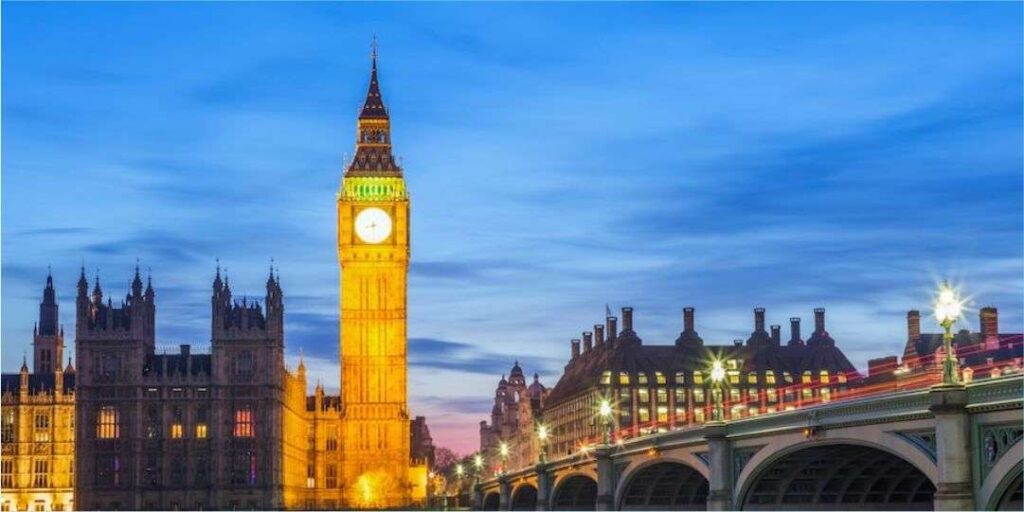 US vs UK Which is better for a child’s higher education
