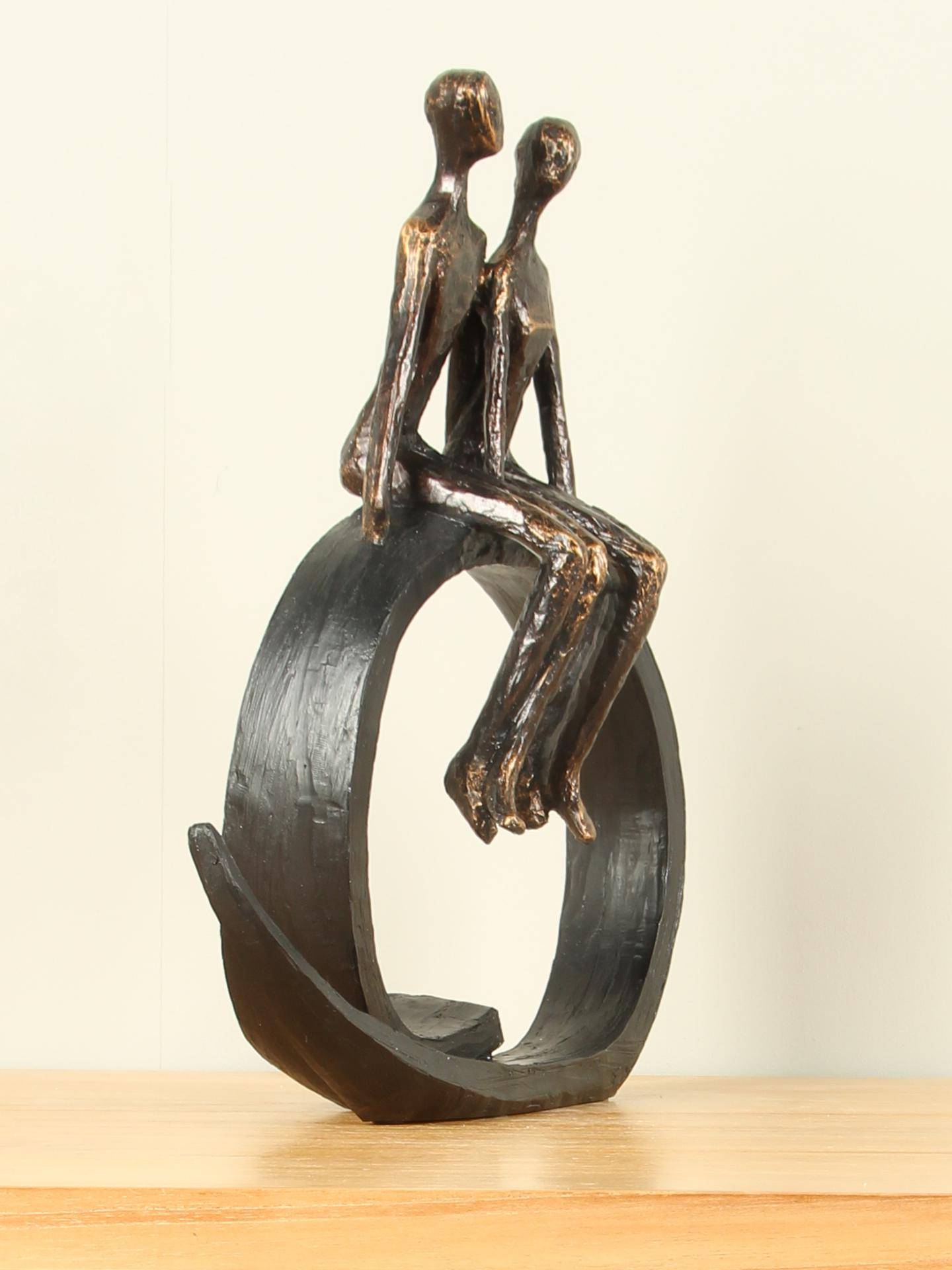 Beeld voor binnen - Bronskleurig - Polystone - In beweging - 35x30x12 cm - Afbeelding 2