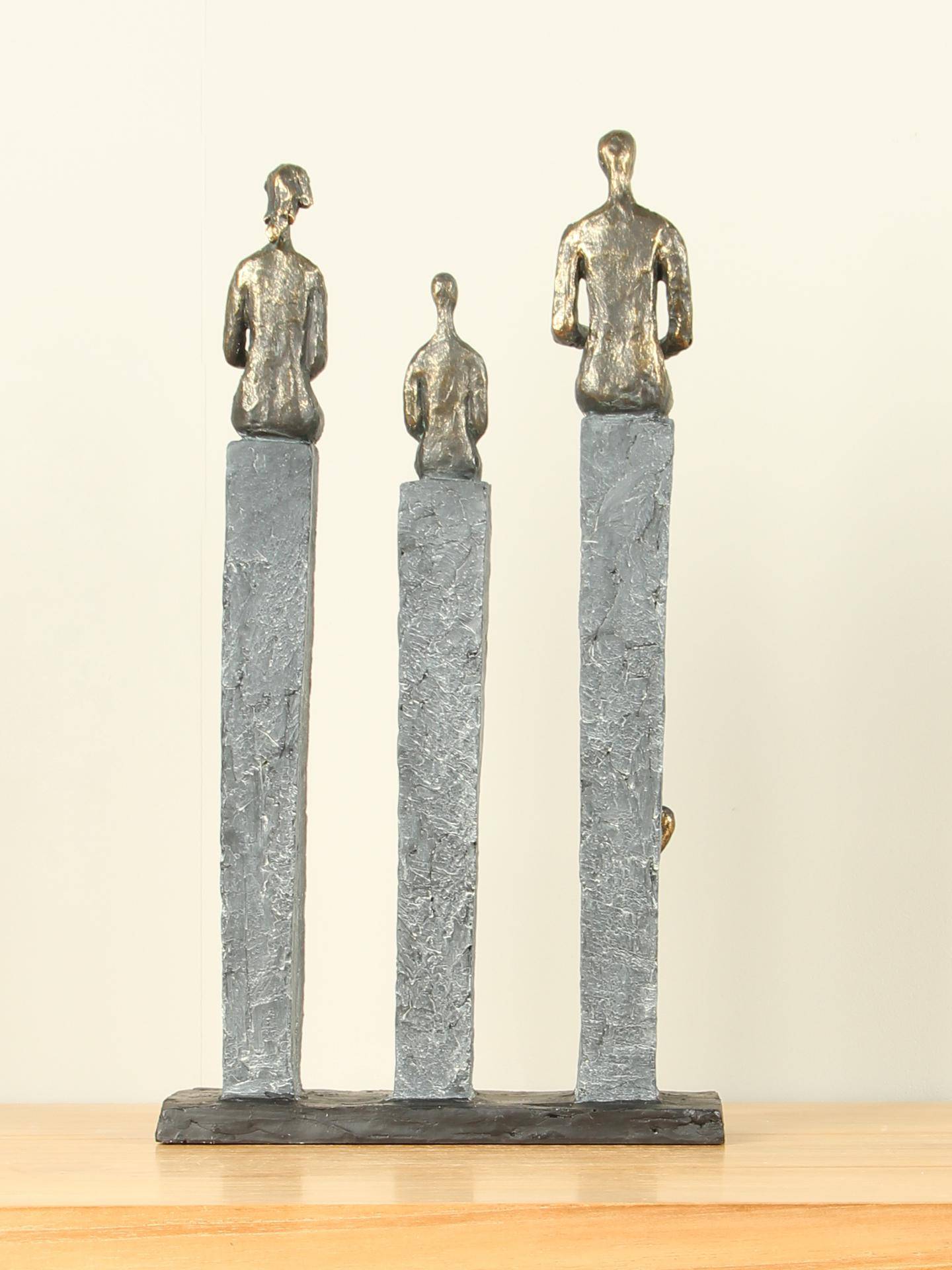 Beeld voor binnen - Bronskleurig - Polystone - Liefde geven - 41x22x9 cm - Afbeelding 4