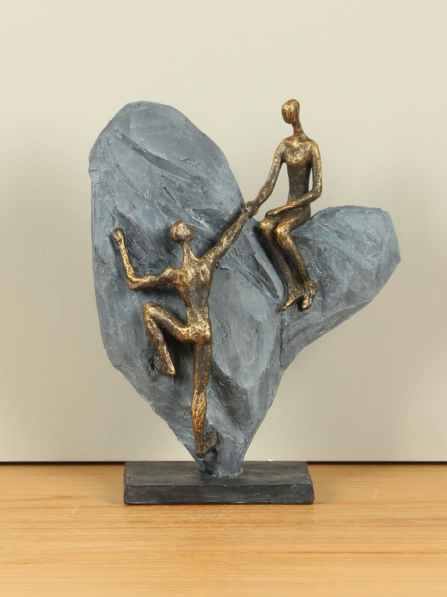 Beeld voor binnen - Bronskleurig - Polystone - Samen Sterker - 31x24x10 cm