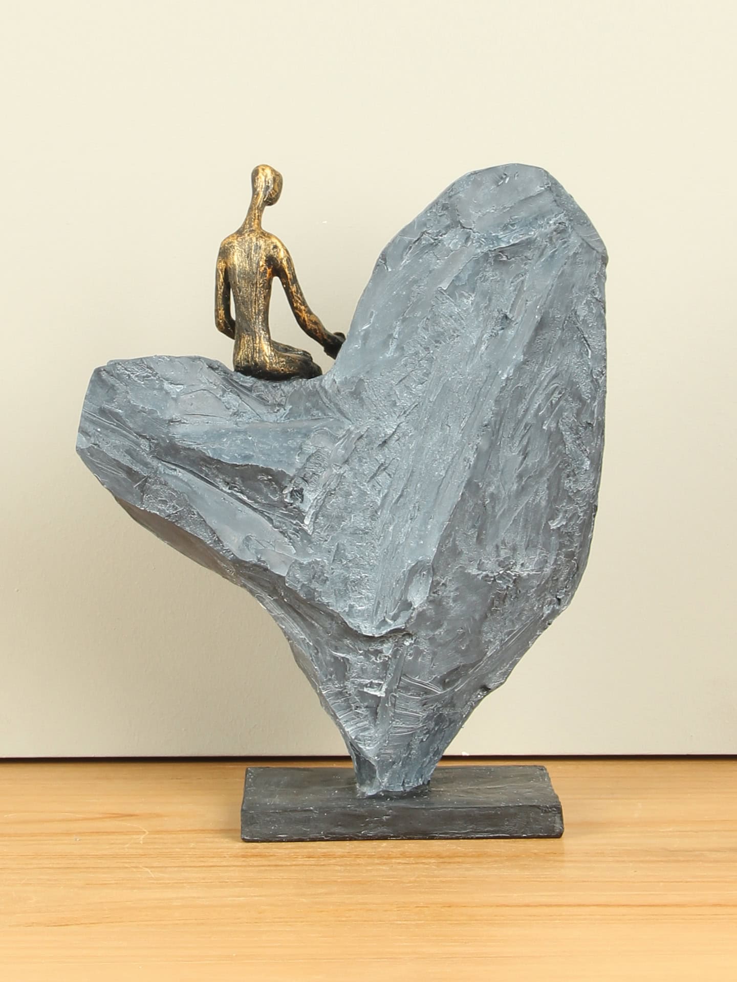 Beeld voor binnen - Bronskleurig - Polystone - Samen Sterker - 31x24x10 cm - Afbeelding 3