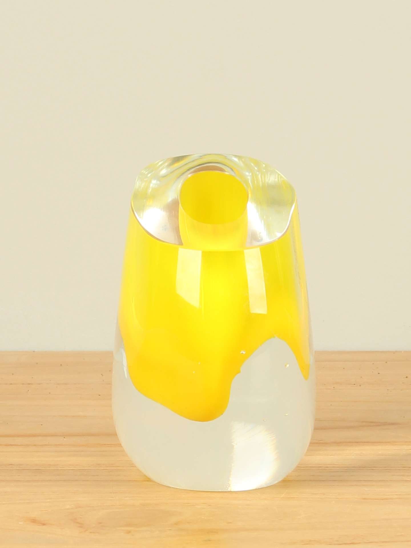 Vaas - Geel - Glas - Ovaal geel - 11x12x6 cm - Afbeelding 3