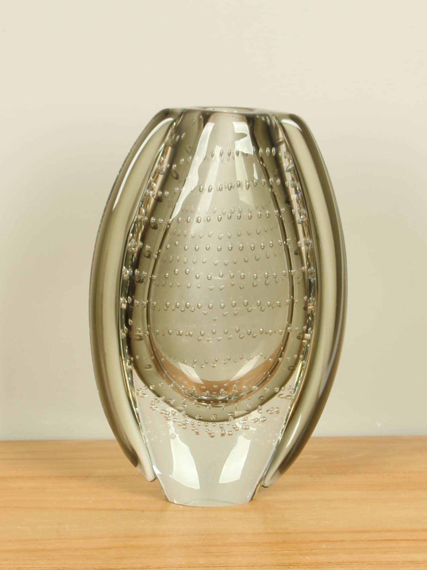 Vaas - Taupe - Glas - Ovaal - 21x15x5 cm
