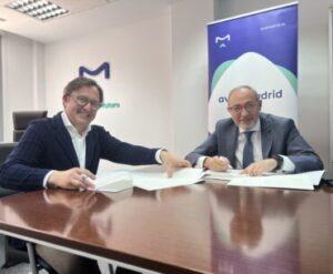 &nbsp;>thisisjustarandomplaceholder<El-presidente-de-Menttoriza-Jose-Luis-Nieto-y-el-director-general-de-Avalmadrid-Lorenzo-Alonso-durante-la-firma-del-convenio-entre-ambas-entidades | Iberian Press®&nbsp;