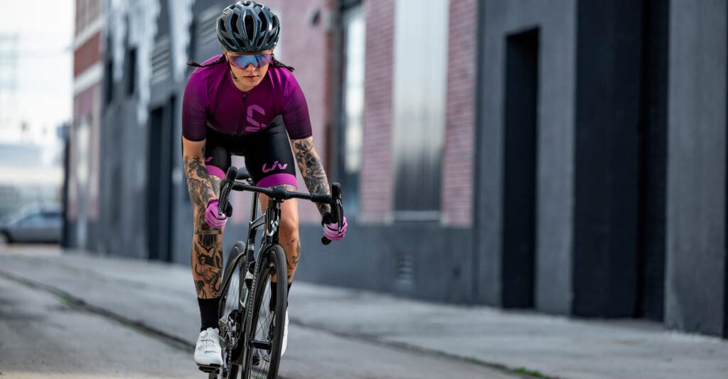 &nbsp;>thisisjustarandomplaceholder<Mujer ciclista - tourmalet - IP | Iberian Press®&nbsp;