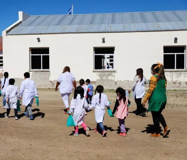 Telespazio y Altec Anuncian Colaboración Estratégica para Conectar Escuelas y Dependencias de fomento en la Provincia de Río Negro en Argentina con Tecnología Starlink