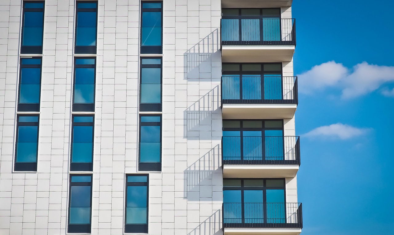 Avances en materiales de construcción impulsados por la tecnología y la sostenibilidad