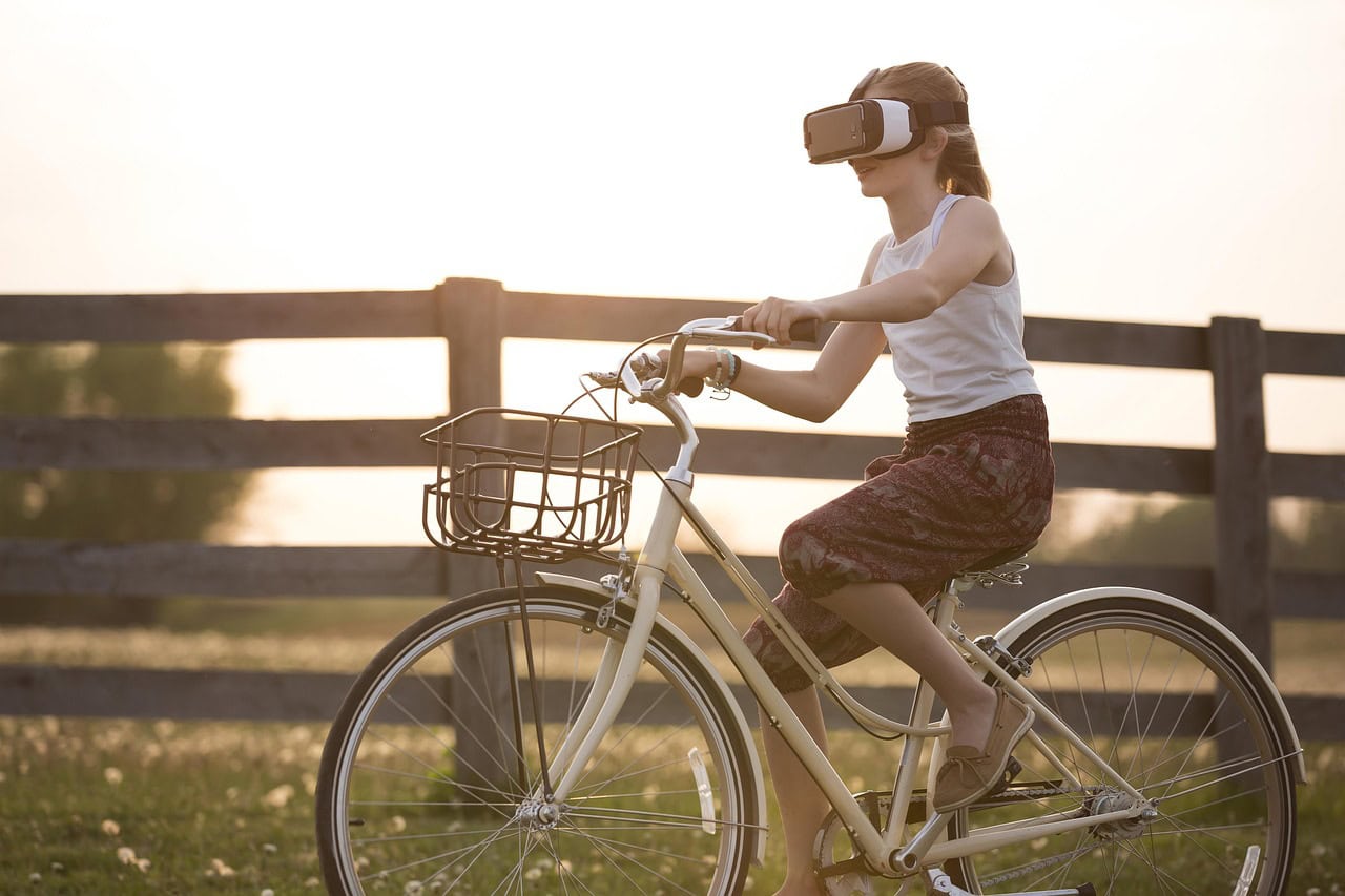 La realidad virtual y aumentada como herramientas de cambio en la interacción humana