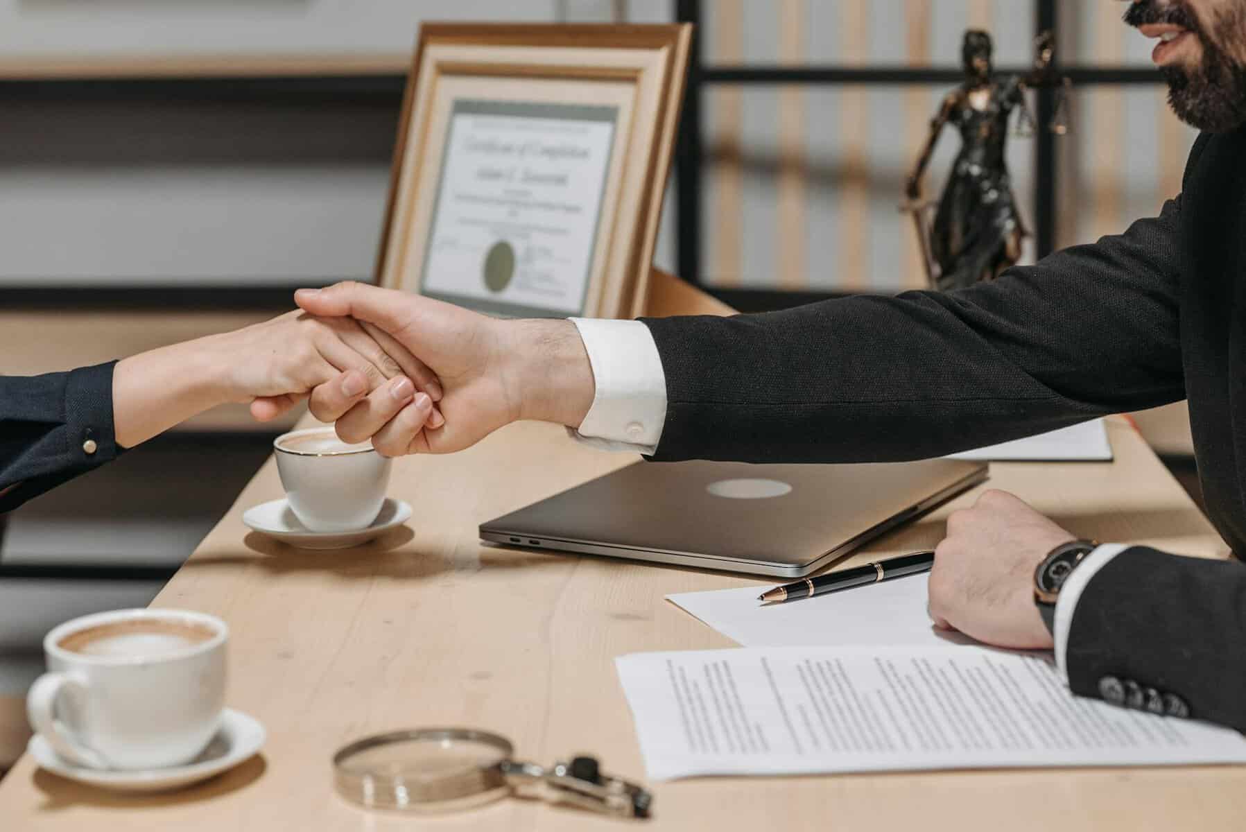 Switch Property Management Companies Without Losing Tenants