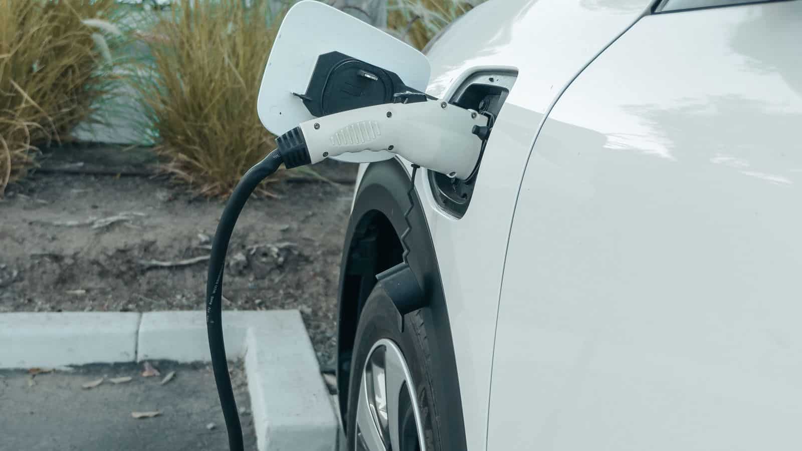 Your Tenant Wants an EV Charger, What Las Vegas Landlords Should Know