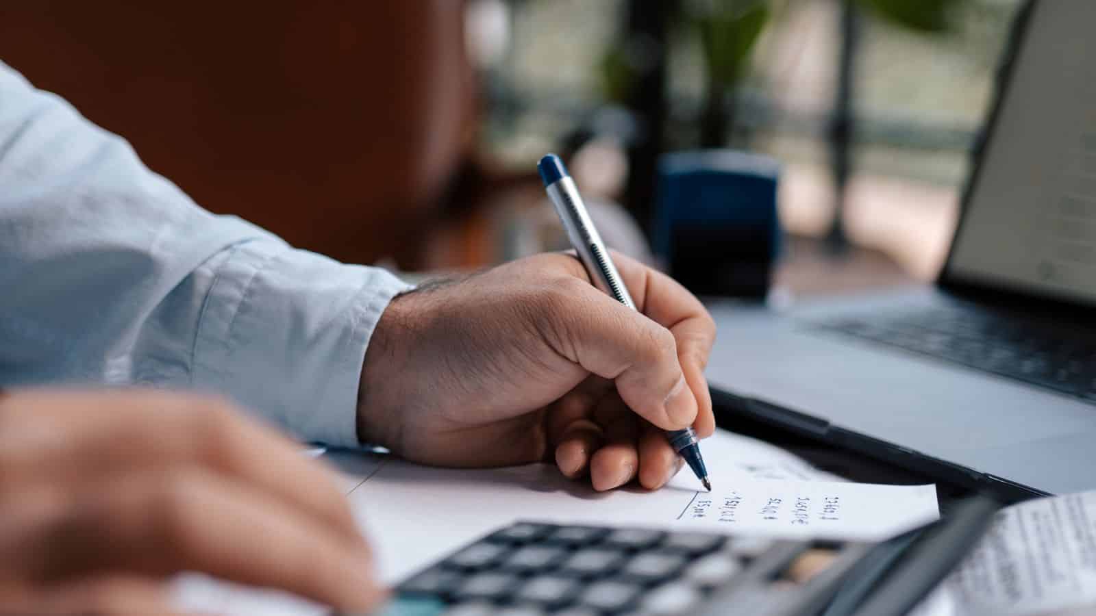 How a Las Vegas Property Manager Reconciles the Rent Roll Against What Actually Hits Your Bank Account