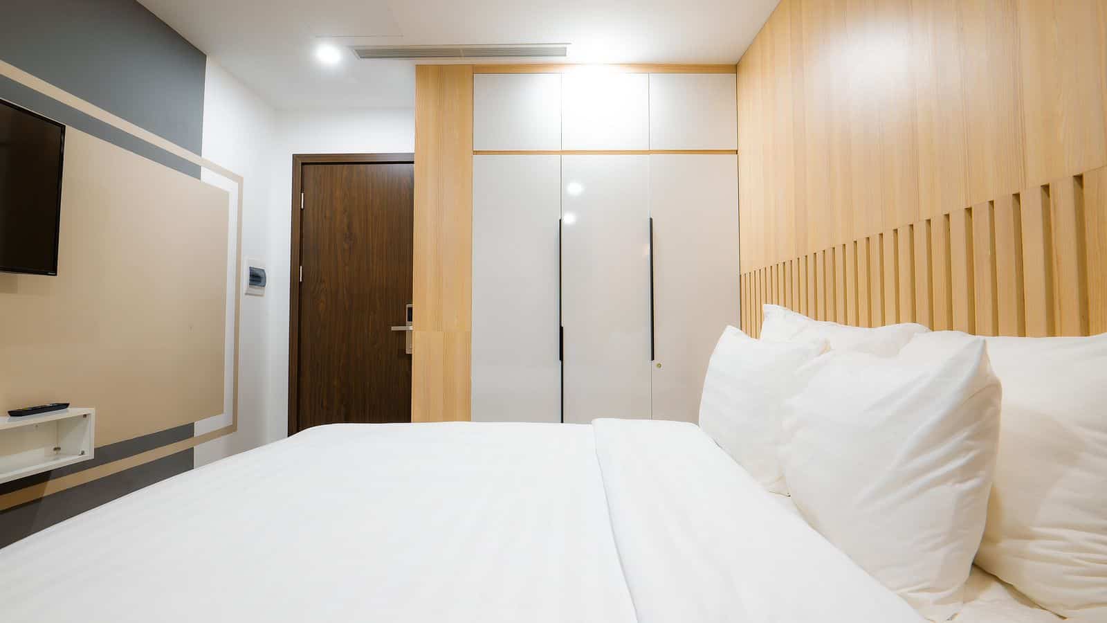 How a Las Vegas Property Manager Arranges Temporary Housing During a Major Repair