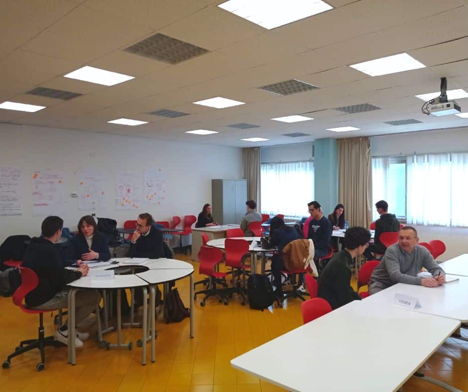 Orientamento ITS meccatronico aziende-studenti