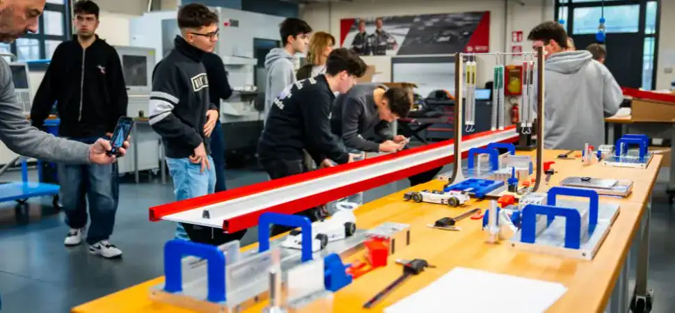 Team Triveneto F1 In schools Italy