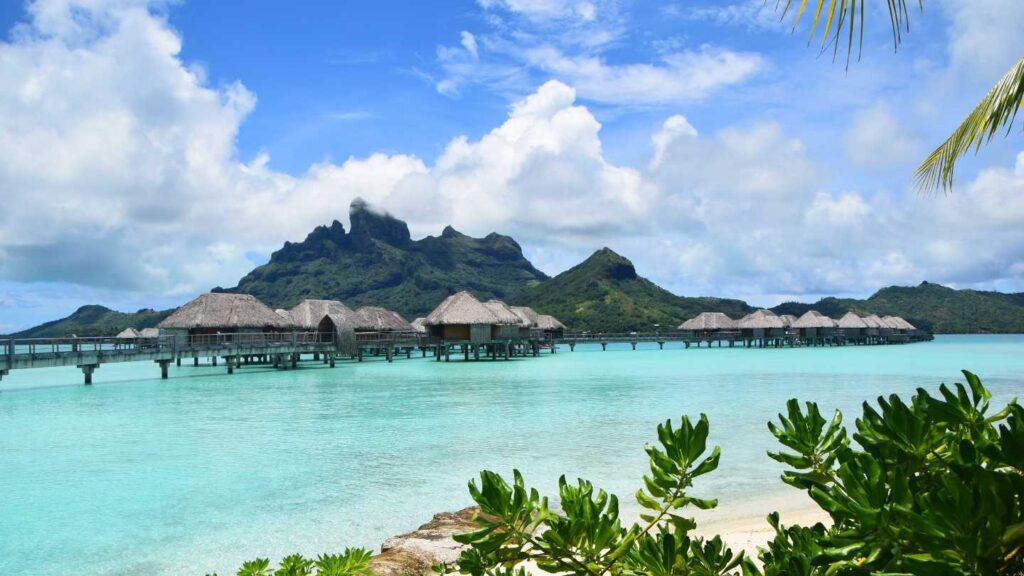 Top 5 Honeymoon Destinations for 2025: Where to Start Your New Journey Together - Image 1