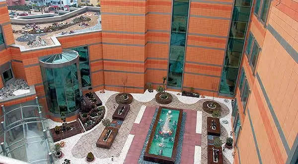 acibadem-bursa-hospital building