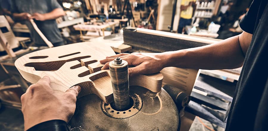 Guitar Luthier School Training Los Angeles