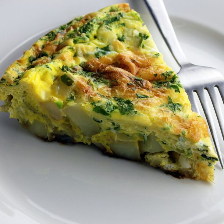 kale frittata | The Not so Modern Housewife