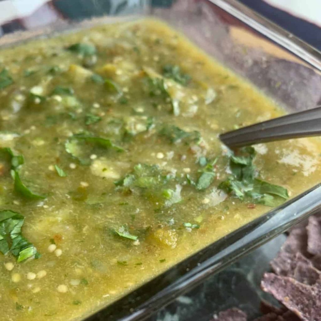 Tomatillo_salsa_verde