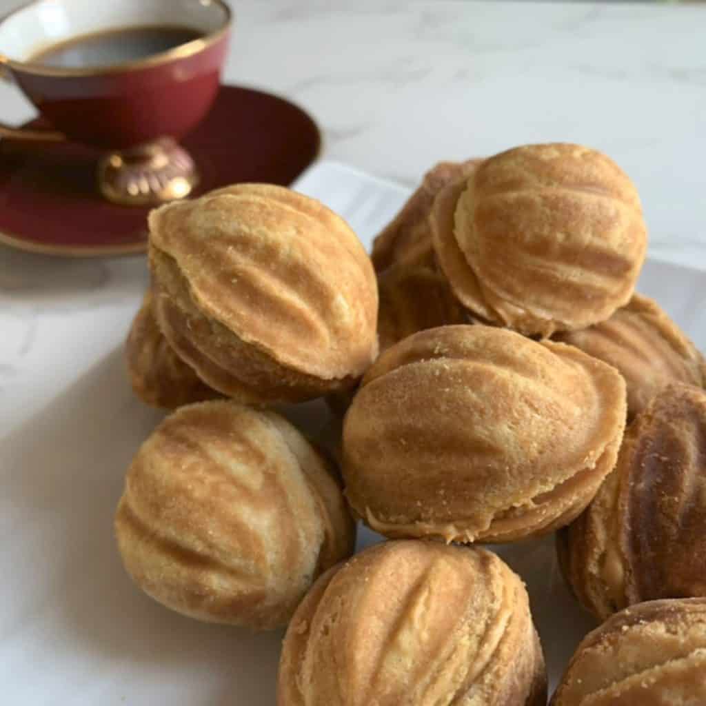 Oreshki with a coffee.