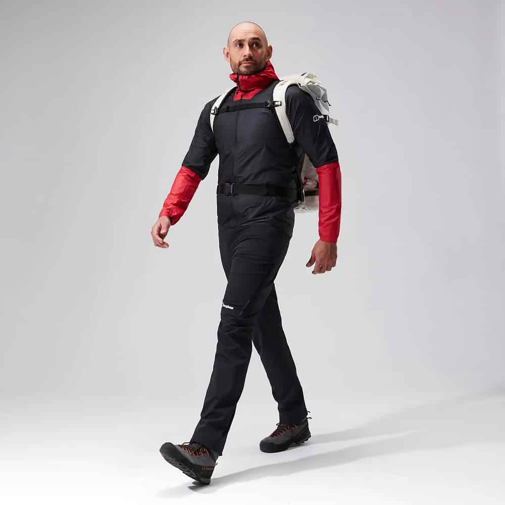 Berghaus Men's MTN Guide Hyper LT Jacket - Black/Red