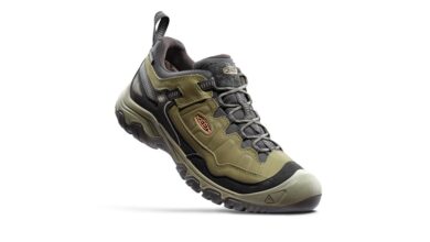 SS24 KEEN OPK_TARGHEE_IV_DARKOLIVE_M_1028996_HERO_3Q_RESHOOT (002)