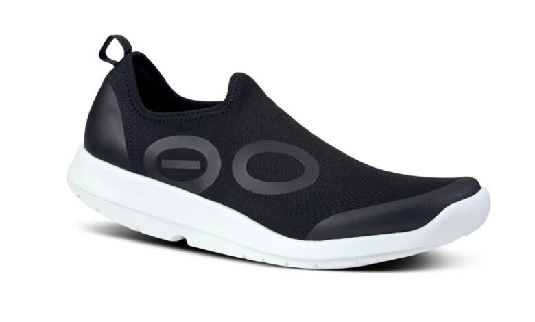 OOFOS Men's OOmg Sport Shoe - White Black