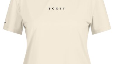 Scott lightweight women's T-shirt in cream with minimalist logo design.