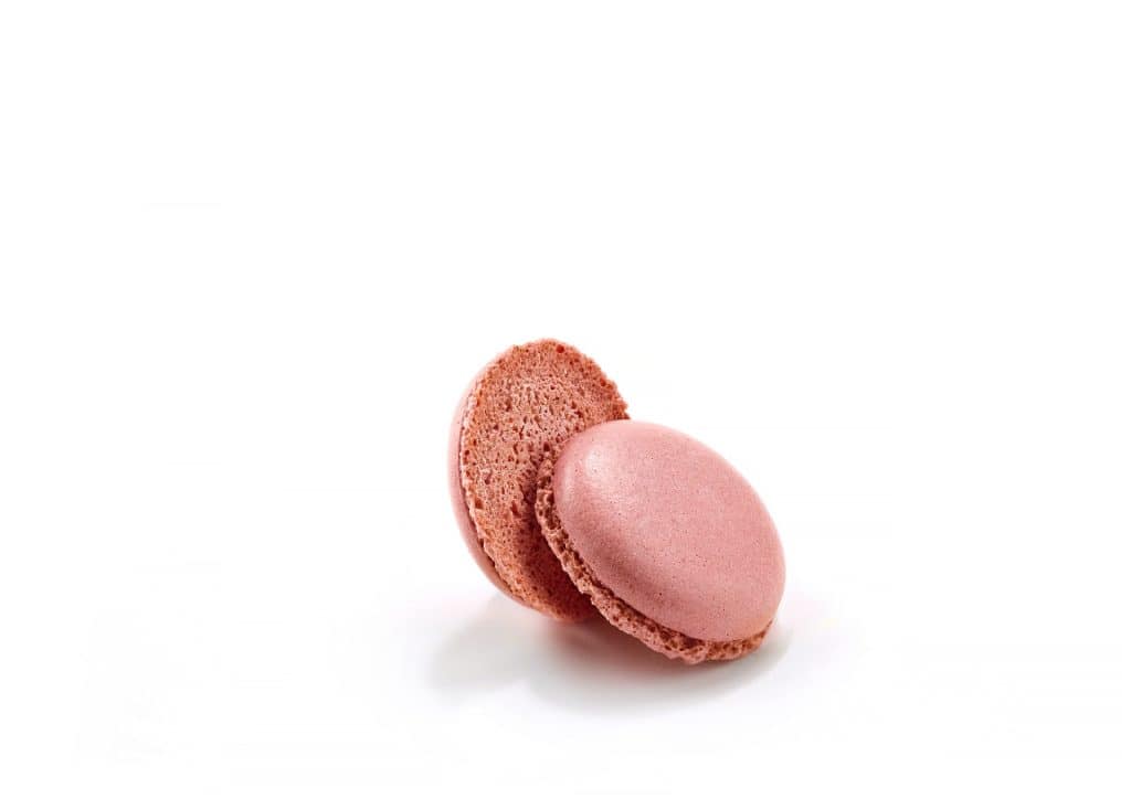 180 Macaron Shells Raspberry Ø3.5cm