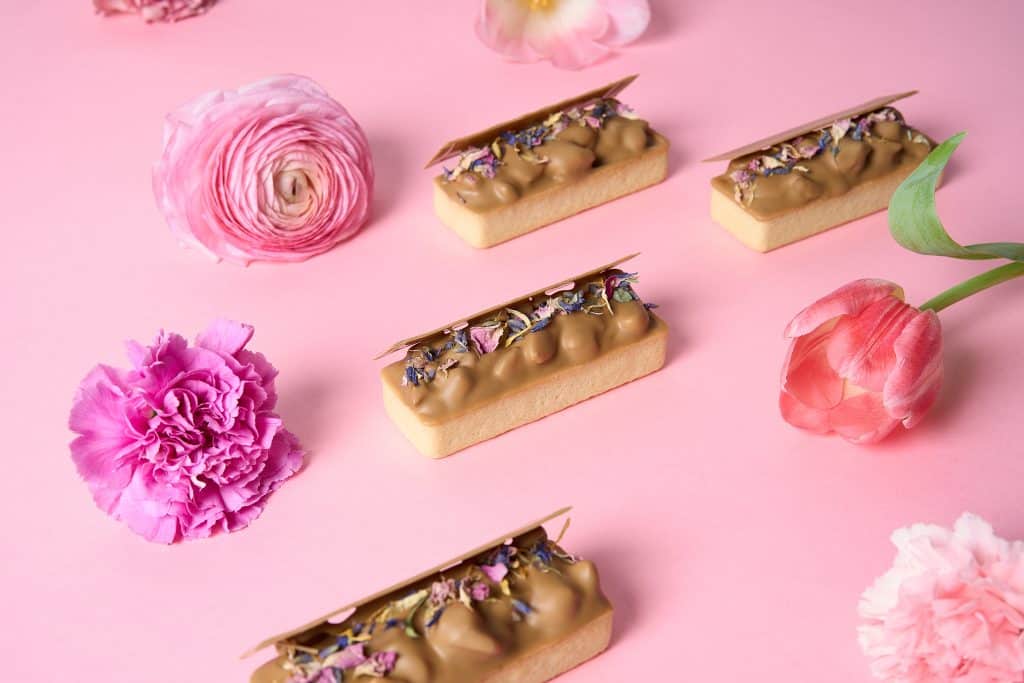 Apricot & Pistachio Tartlet