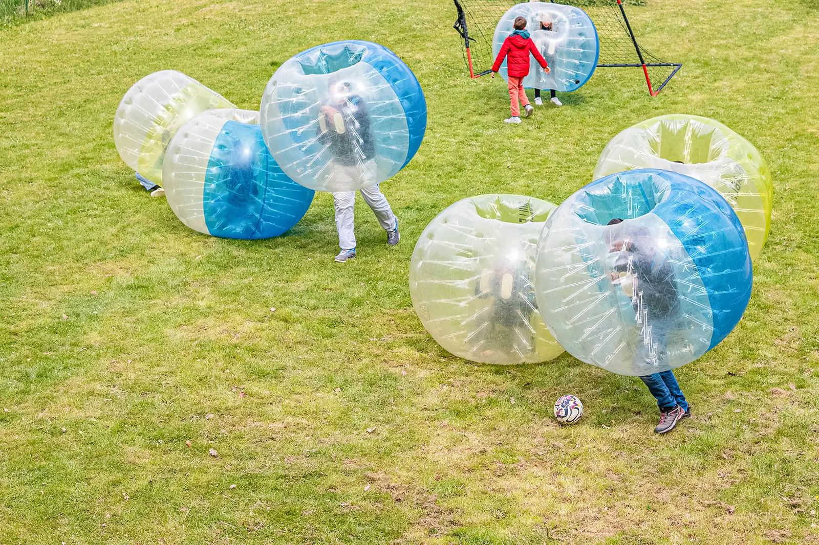 location bubble foot place aux jeux 1