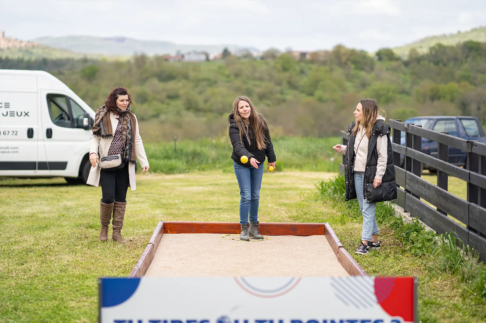 location terrain de petanque place aux jeux 1