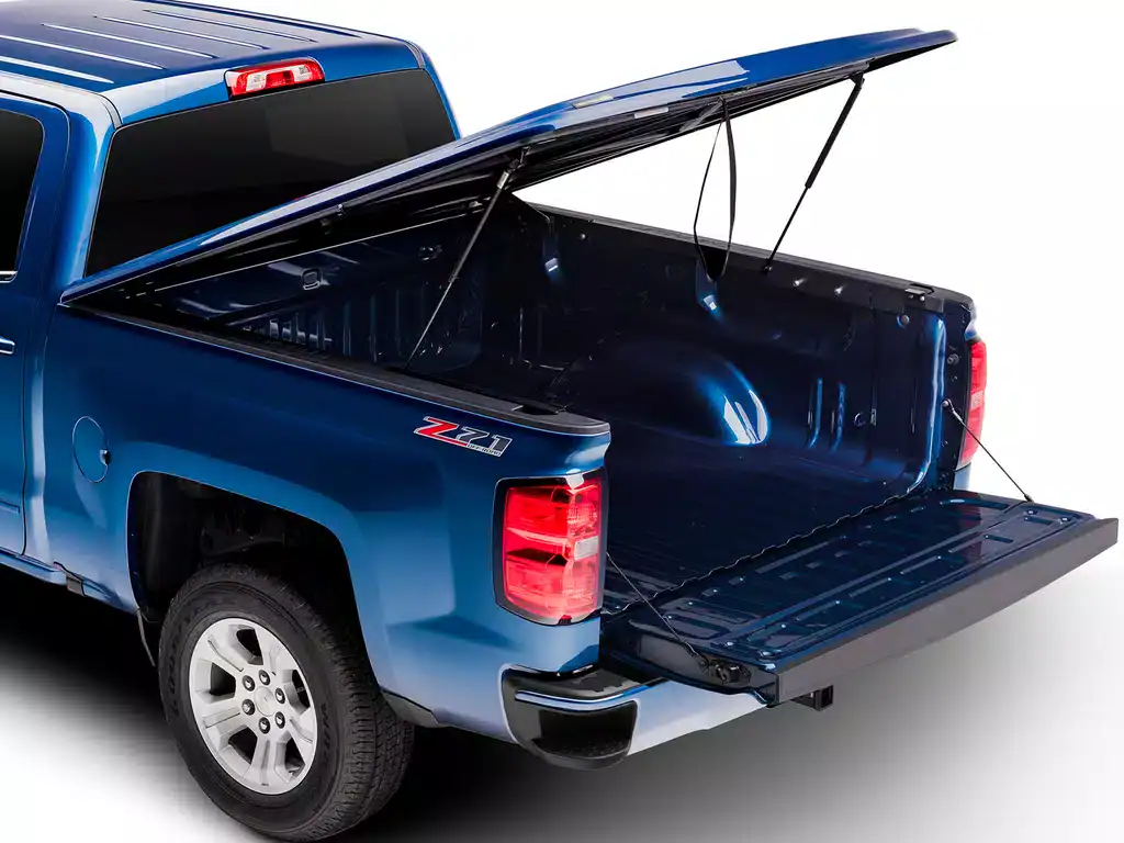 UnderCover LUX Tonneau Cover