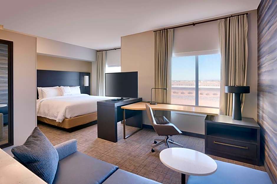 Residence Inn By Marriott Phoenix West:Avondale near Phoenix Raceway
