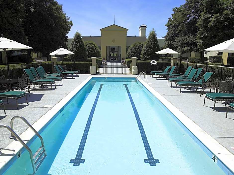 DoubleTree By Hilton Charlotte Airport near Charlotte Douglas International Airport