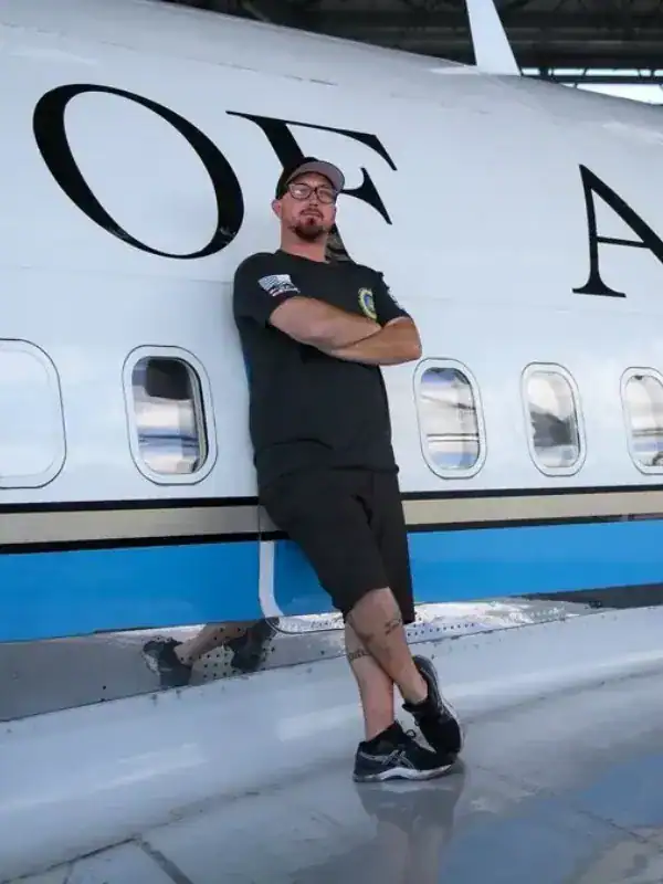 T1Detailing team member beside Air Force One