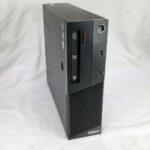 Υπολογιστής Lenovo ThinkCentre, compact και αξιόπιστος, κατάλληλος για εργασία και ψυχαγωγία.