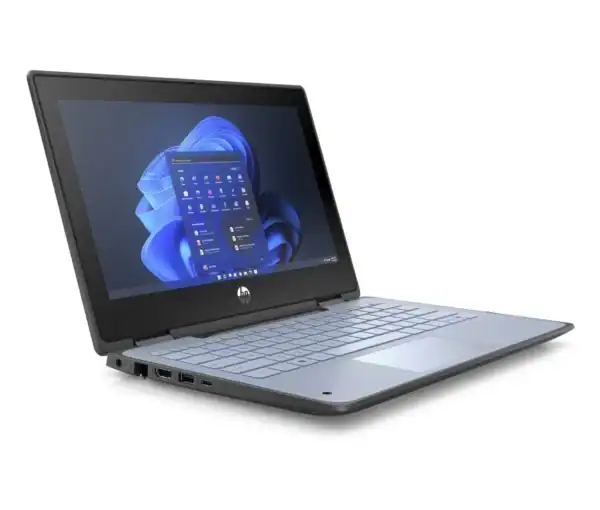 Φορητός φορητός υπολογιστής HP με οθόνη και πληκτρολόγιο, ιδανικός για εργασία και διασκέδαση.