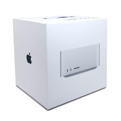 Φορητός υπολογιστής Apple MacBook σε κουτί με ετικέτα για αγορα & επισκευές.