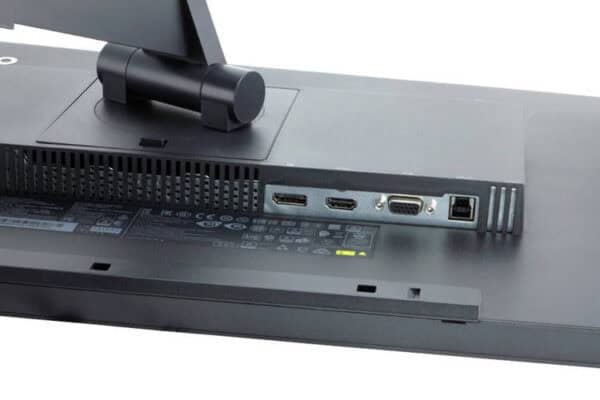 Ανάλυση θύρας HDMI, VGA και USB σε οθόνη υπολογιστή.