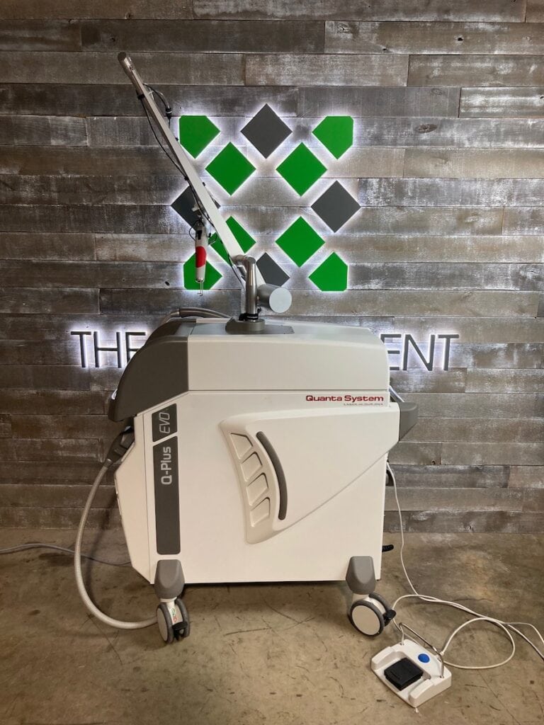 Quanta System Q-Plus Evo Laser Machine