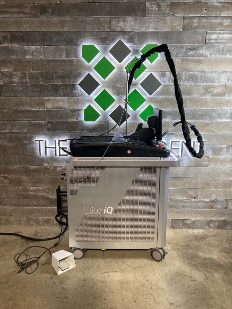 Cynosure Elite iQ Laser Side Angle View