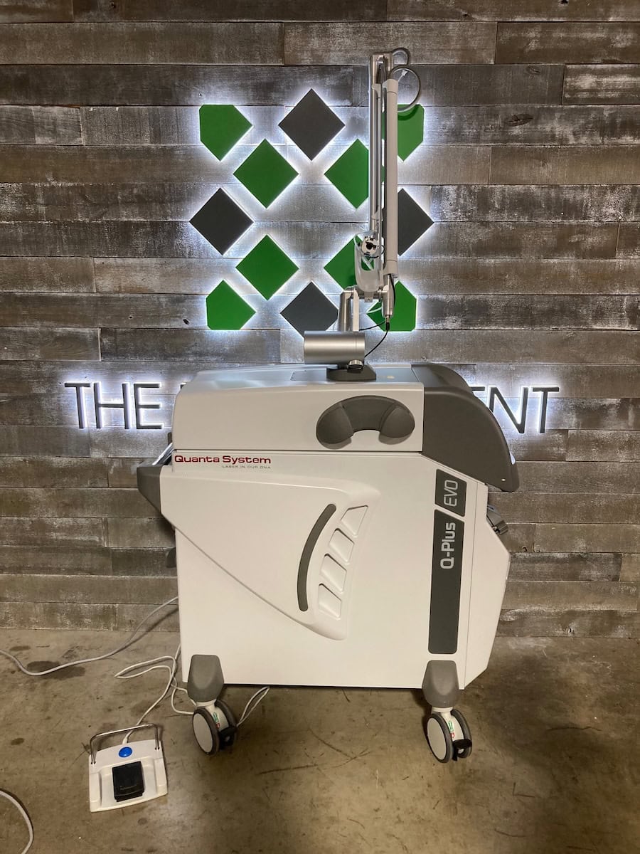 2022 Quanta Evo Q Plus C refurbished Laser machine | The Laser Agent