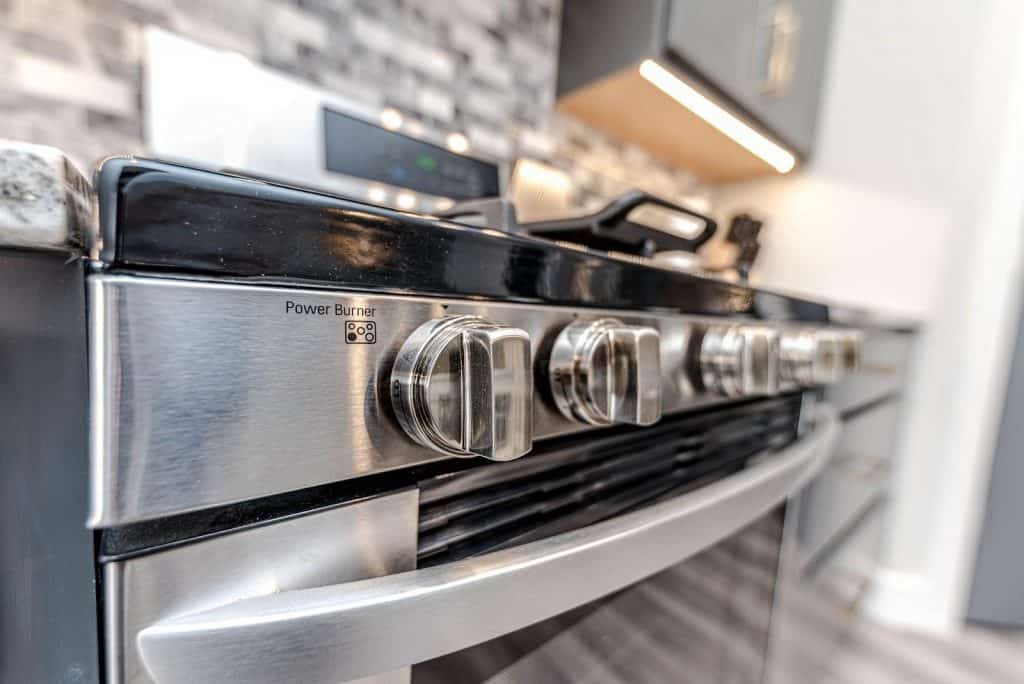 image-2 - Upstairs Downstairs Cleaning Service gas stove