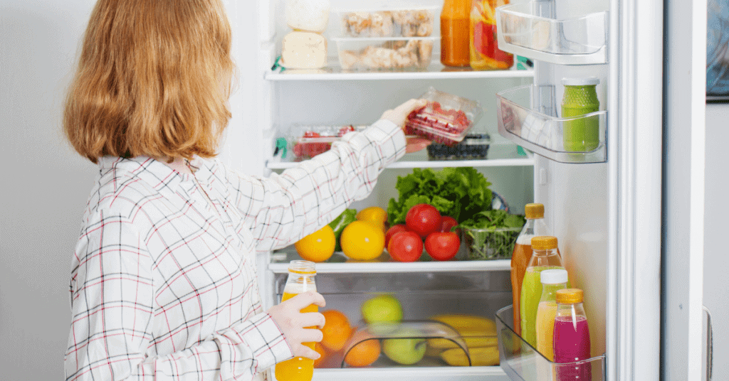 organize-fridge - Upstairs Downstairs Cleaning Service clean fridge
