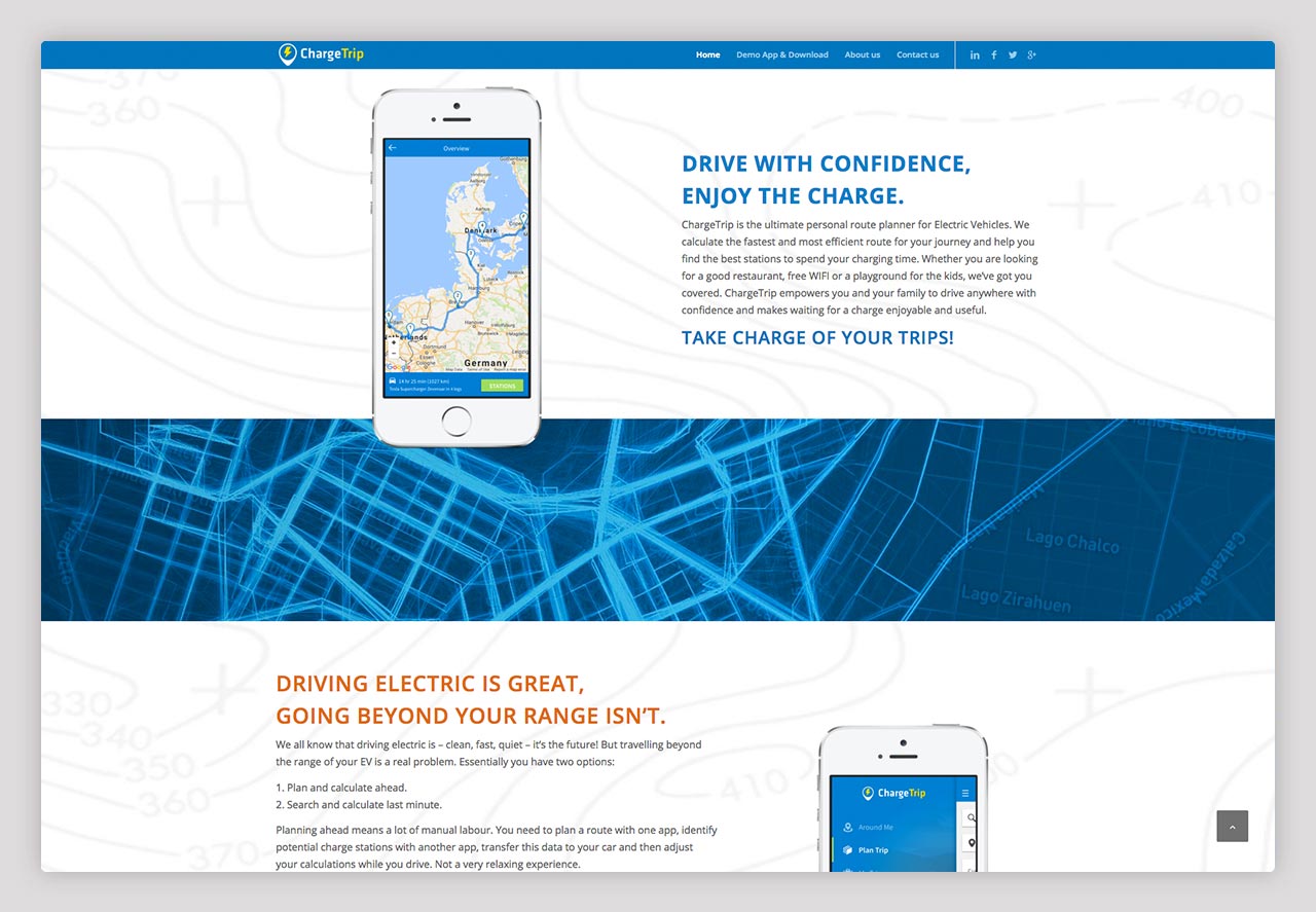 Smartphone con estación de carga en el plano de la ciudad, movilidad eléctrica sostenible, aplicación de carga, respetuoso con el medio ambiente.