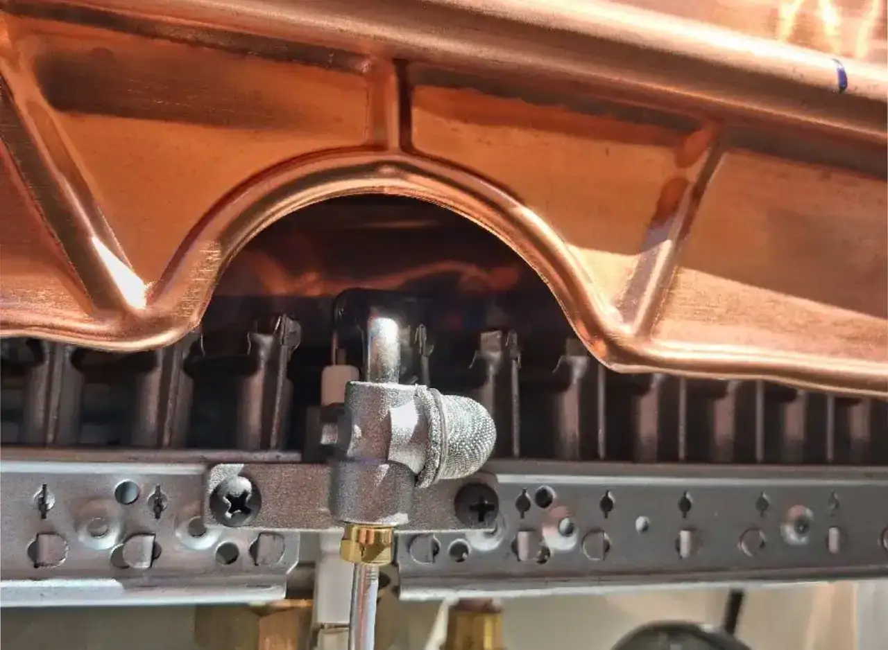 Restored hot water service with plumbing repair at South Yarra property.